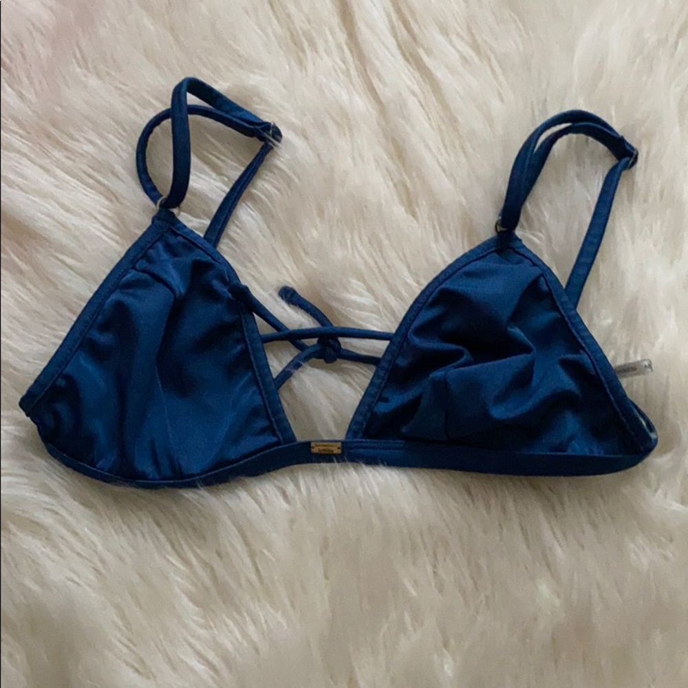 Gooseberry bikini top